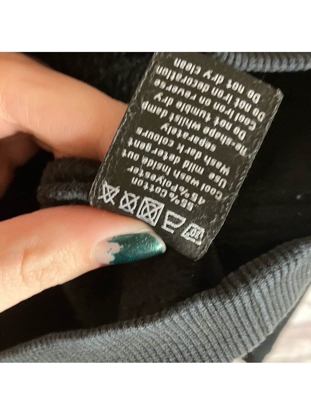 Alphalete Logo Embossed Hoodie In Black - Picture 9 of 9